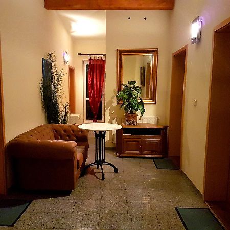 Pension Balkan Eisenhüttenstadt Extérieur photo
