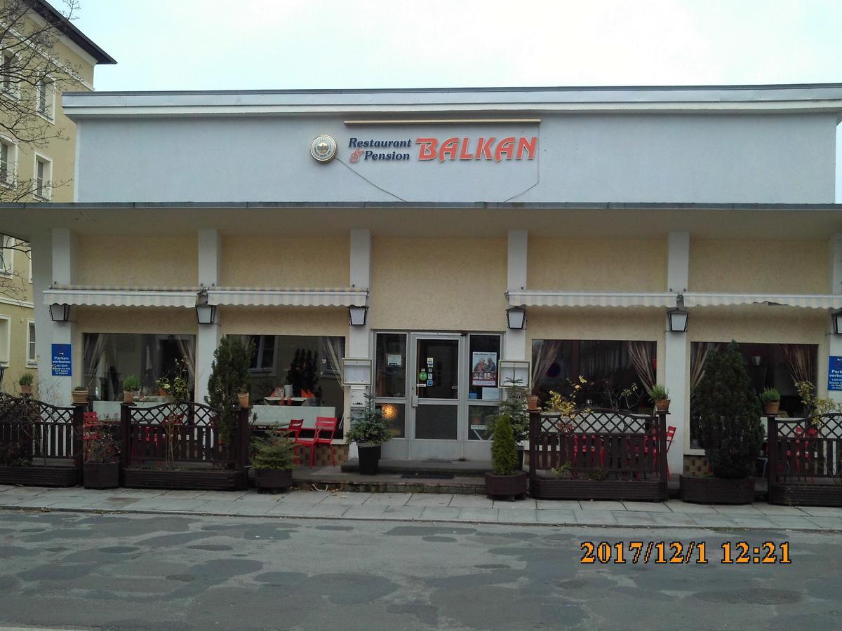 Pension Balkan Eisenhüttenstadt Extérieur photo
